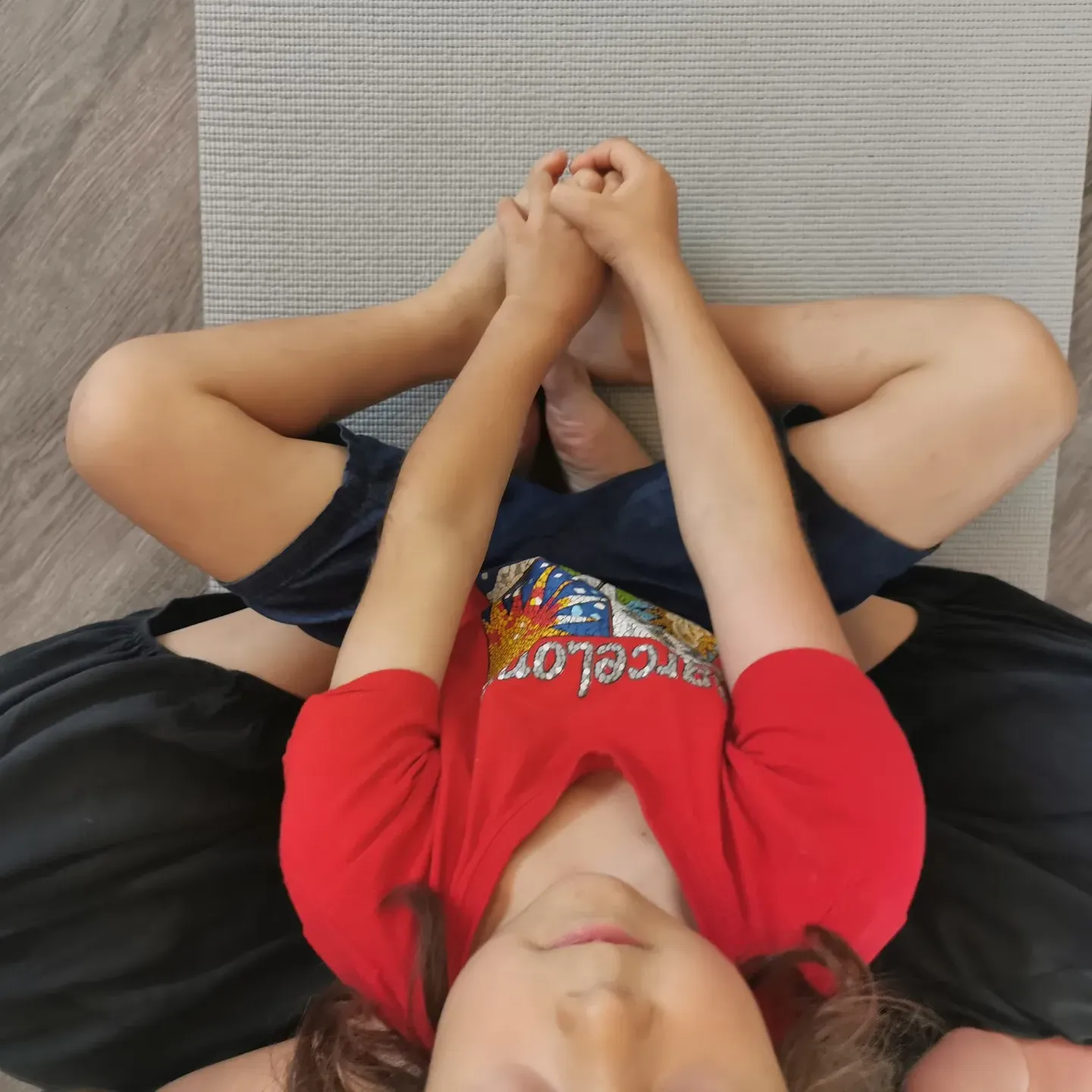 Yoga Family copertina home